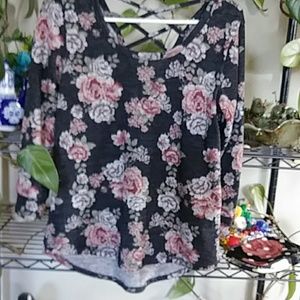 Women's floral pullover